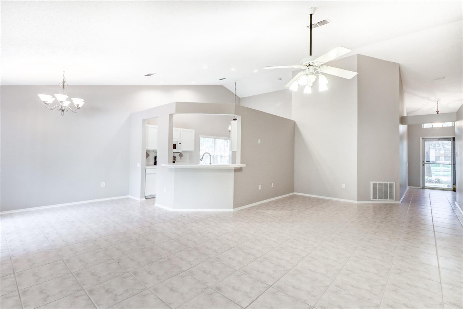 QUAIL HOLLOW VILLAGE - Residential Lease