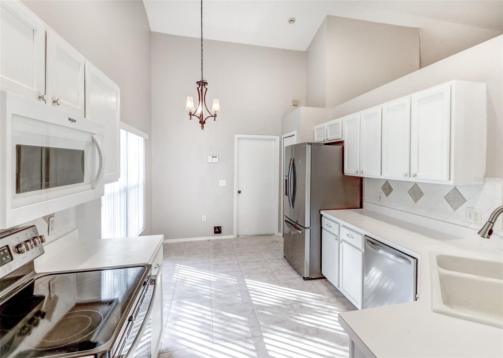 QUAIL HOLLOW VILLAGE - Residential Lease