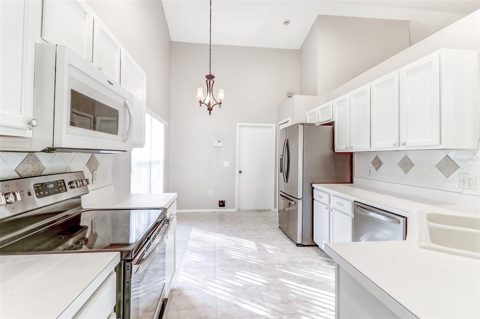 QUAIL HOLLOW VILLAGE - Residential Lease