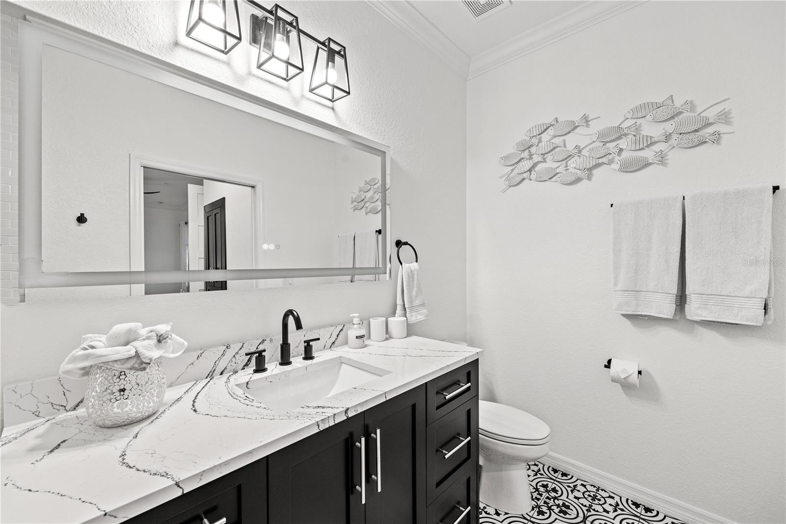 LAKEWOOD NATIONAL - Residential Lease