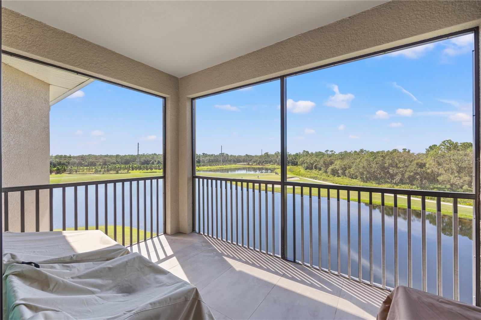 LAKEWOOD NATIONAL - Residential Lease