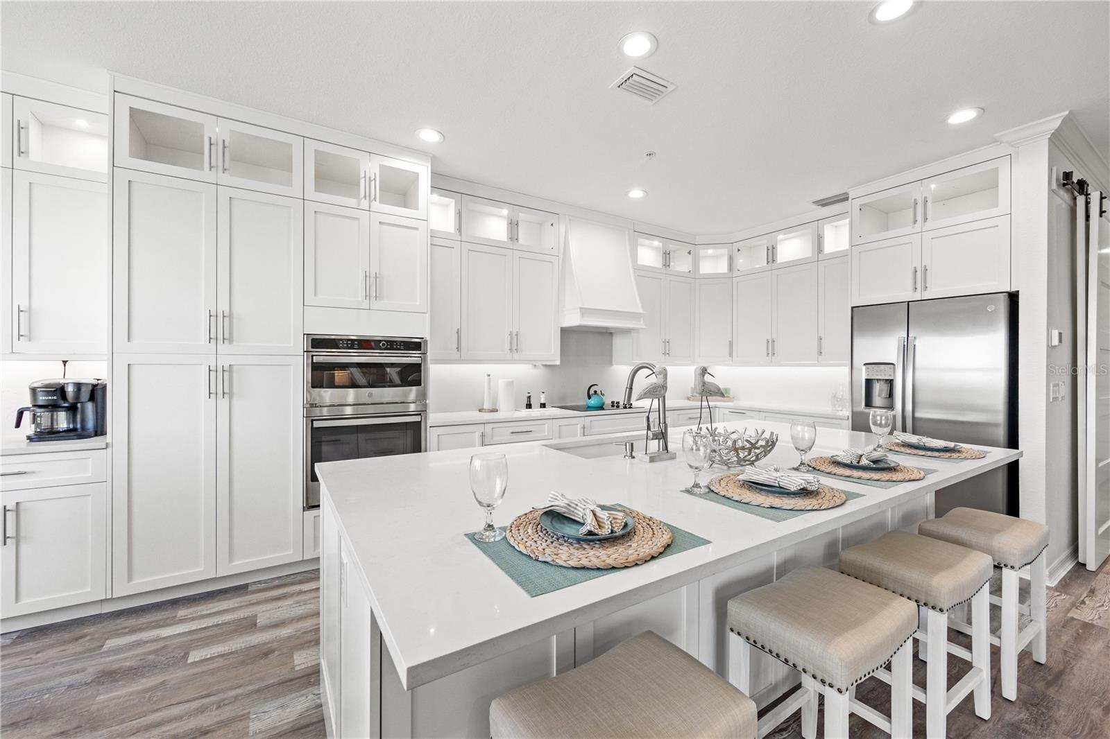 LAKEWOOD NATIONAL - Residential Lease