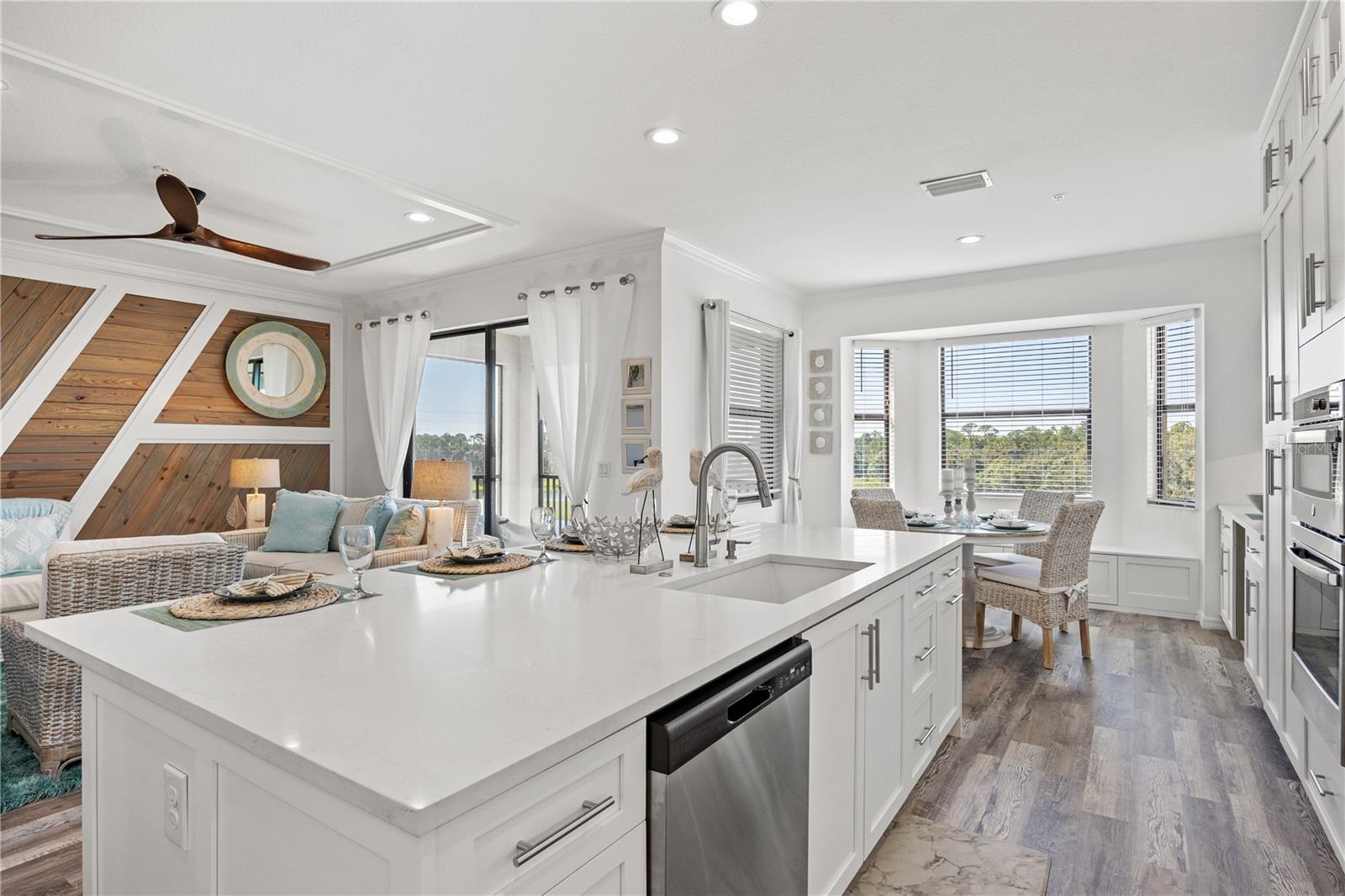 LAKEWOOD NATIONAL - Residential Lease