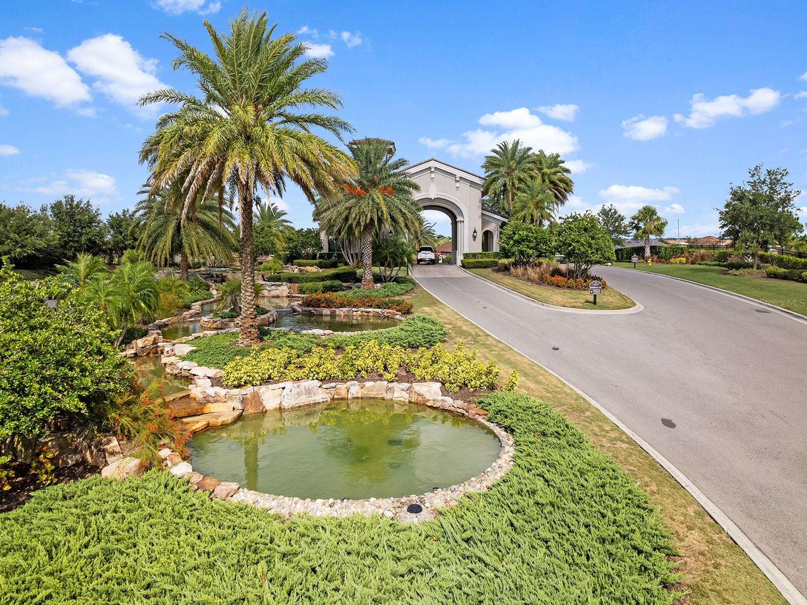 LAKEWOOD NATIONAL - Residential Lease