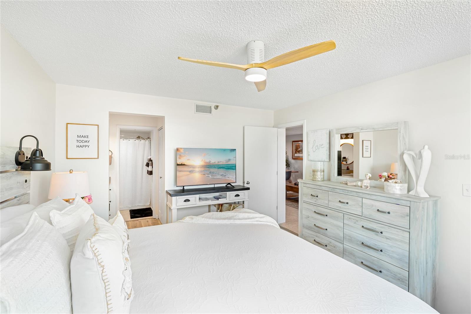 THE FAIRWAYS TWO ATPINEBROOK PH II - Residential