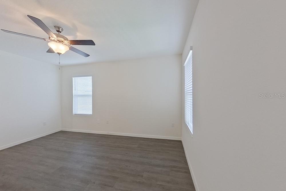 LAKE GRIFFIN RESERVE - Residential Lease