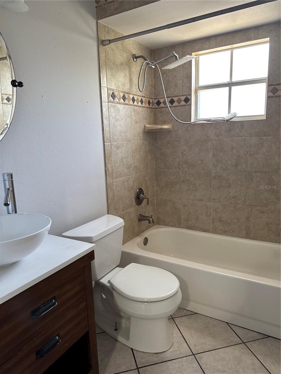 DELTONA LAKES UNIT 65 - Residential Lease