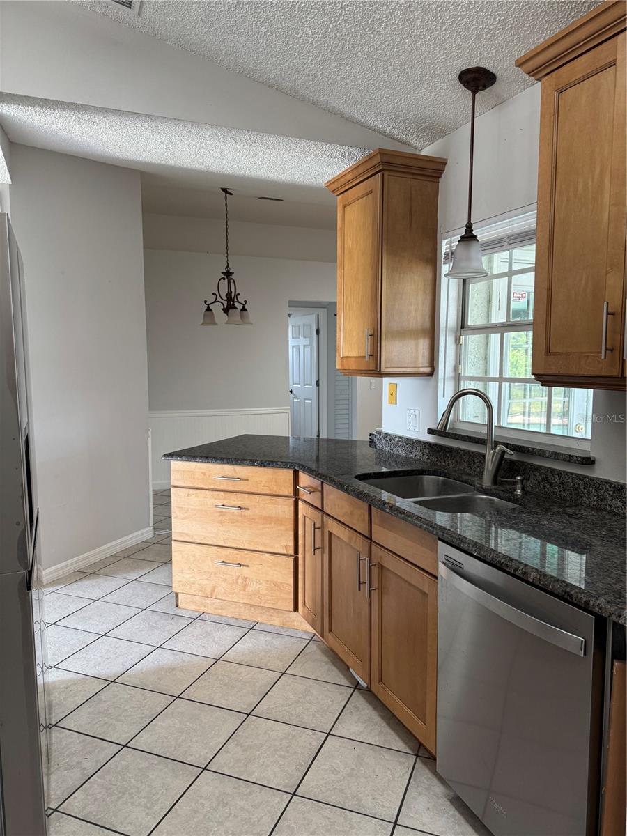 DELTONA LAKES UNIT 65 - Residential Lease