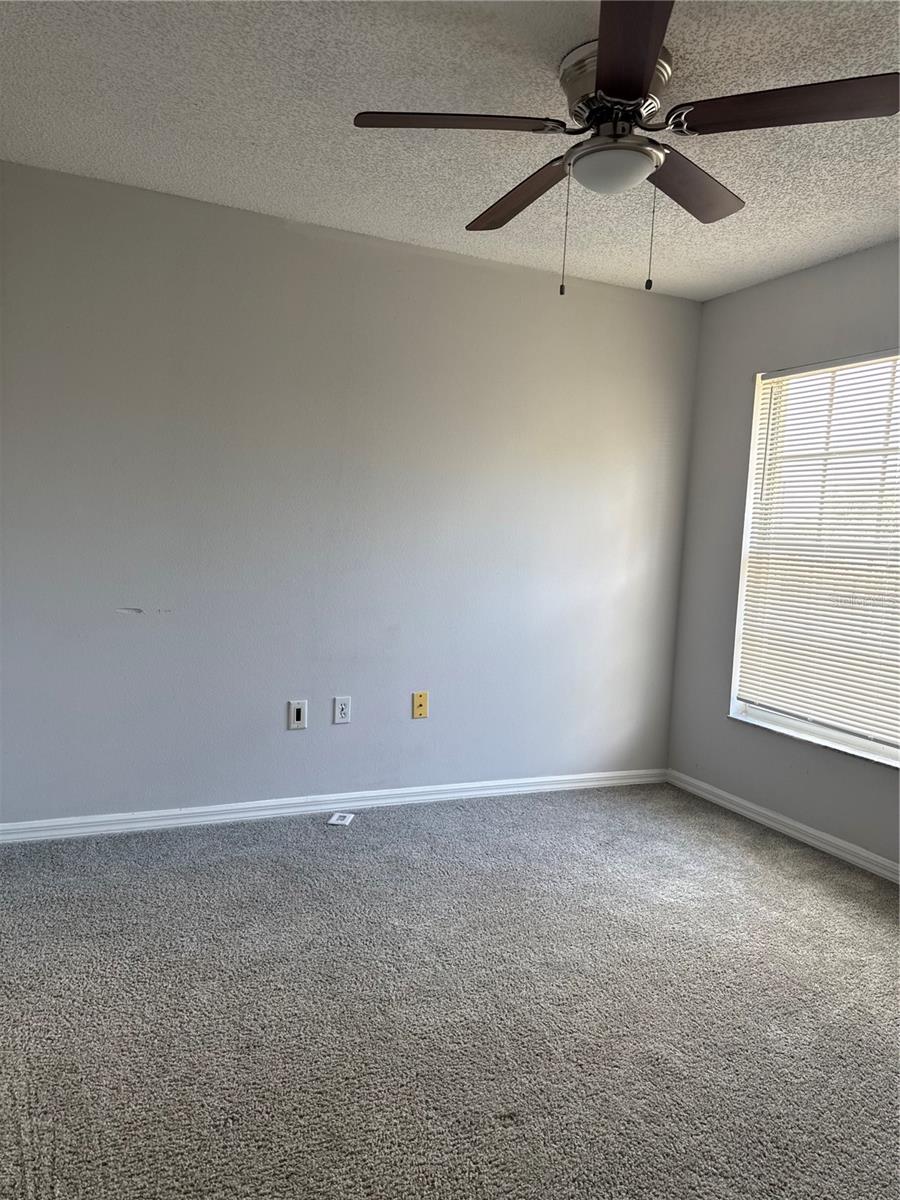 DELTONA LAKES UNIT 65 - Residential Lease