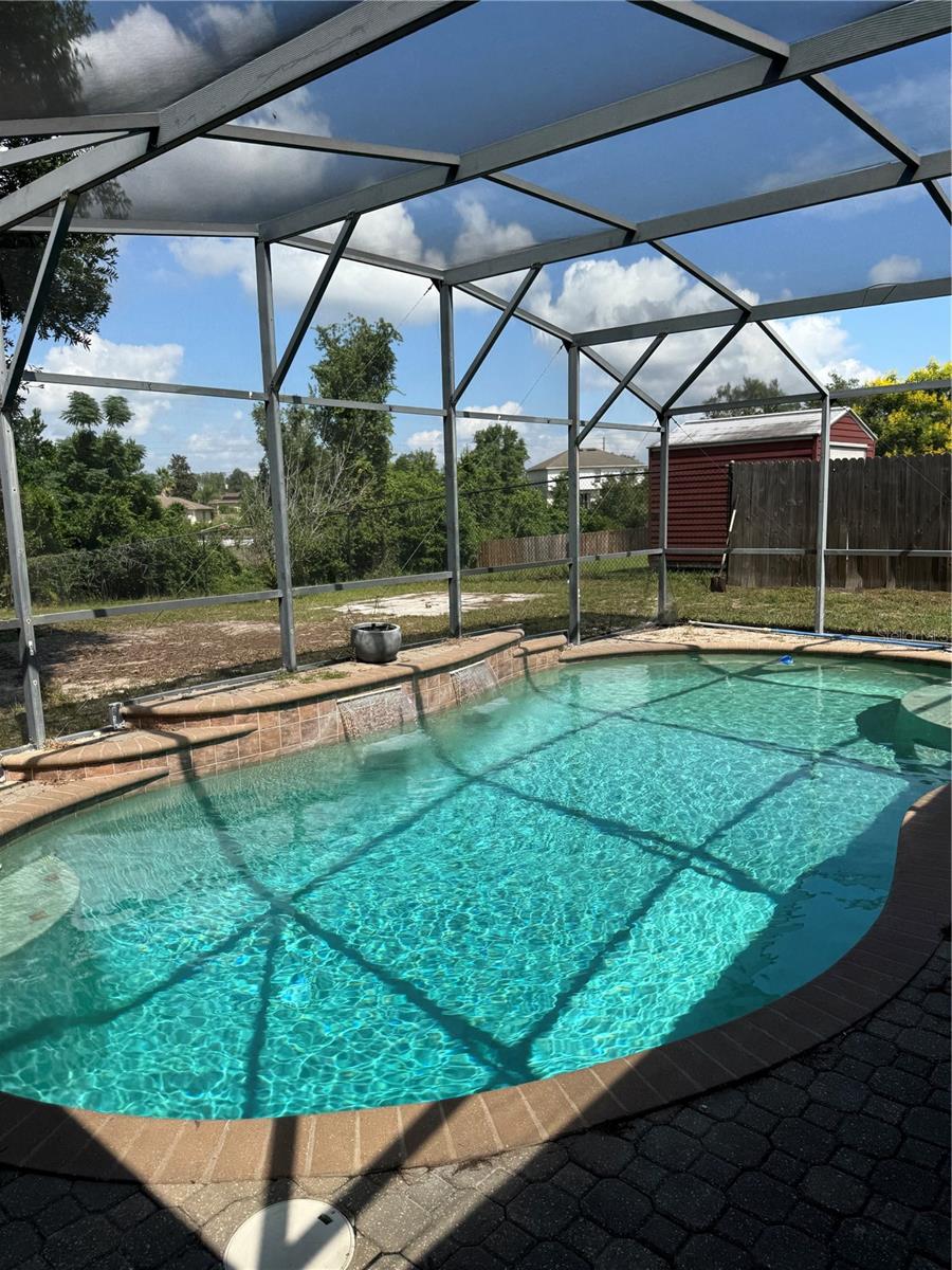 DELTONA LAKES UNIT 65 - Residential Lease