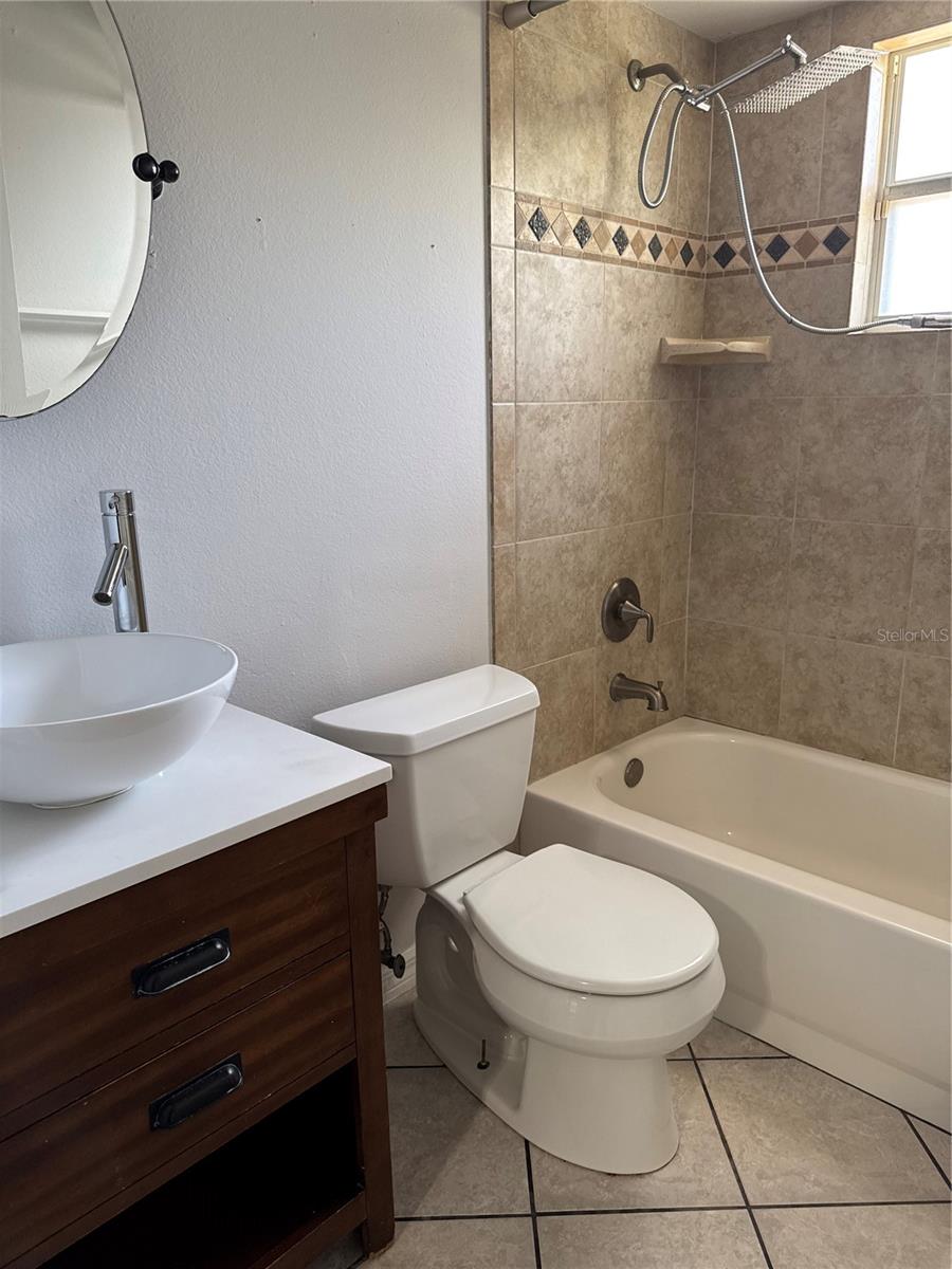 DELTONA LAKES UNIT 65 - Residential Lease