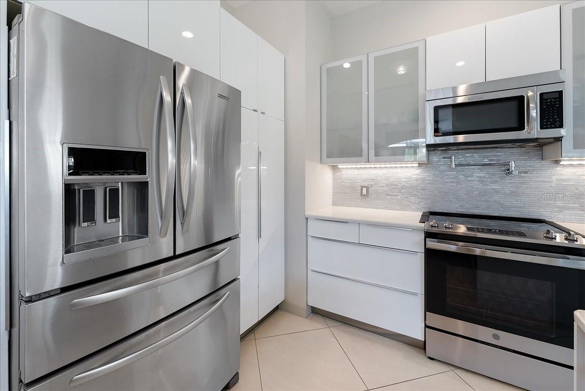 PRESTANCIA/MARA VILLAS - Residential