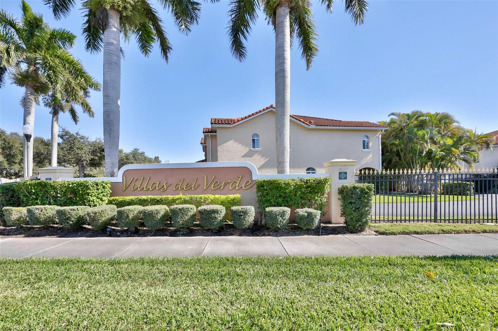 VILLAS DEL VERDE - Residential