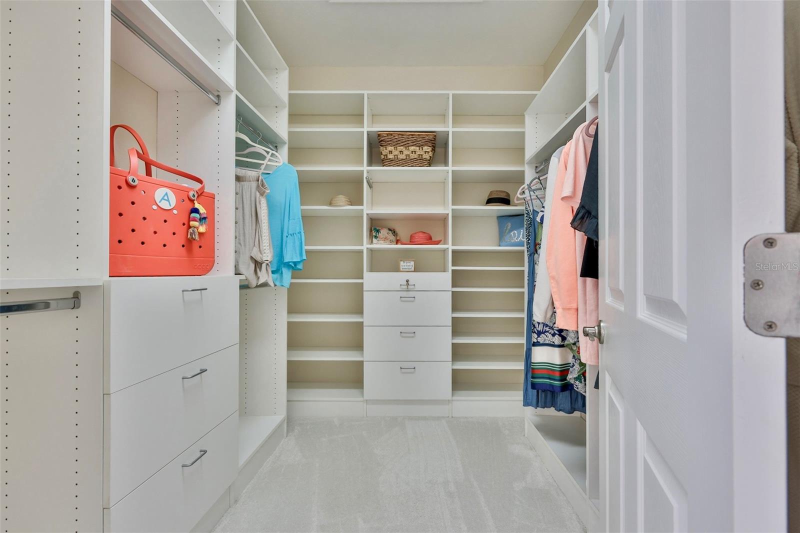 VILLAS DEL VERDE - Residential