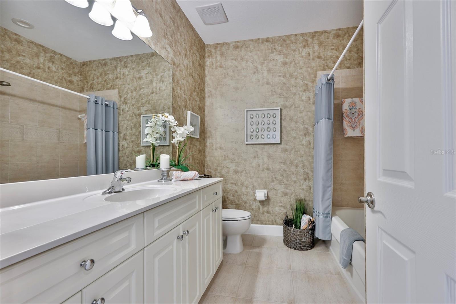 VILLAS DEL VERDE - Residential