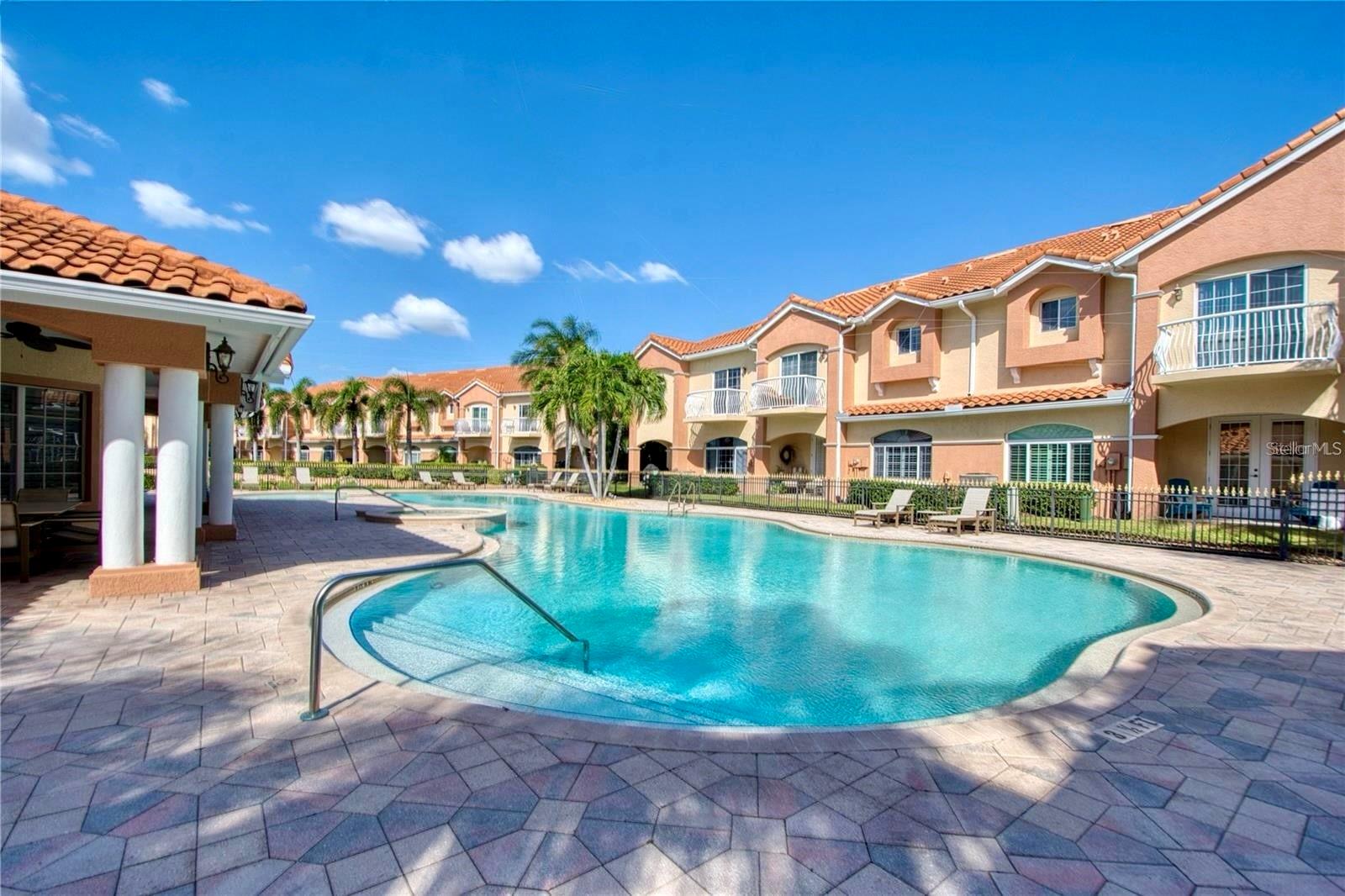 VILLAS DEL VERDE - Residential