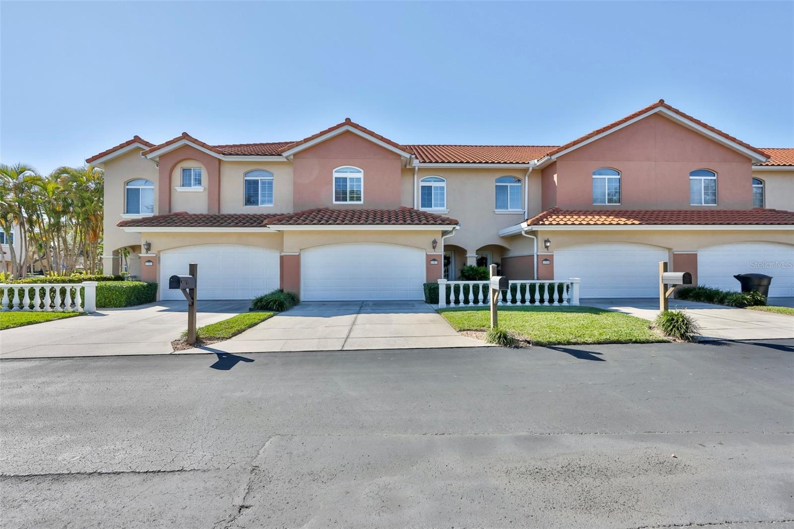 VILLAS DEL VERDE - Residential