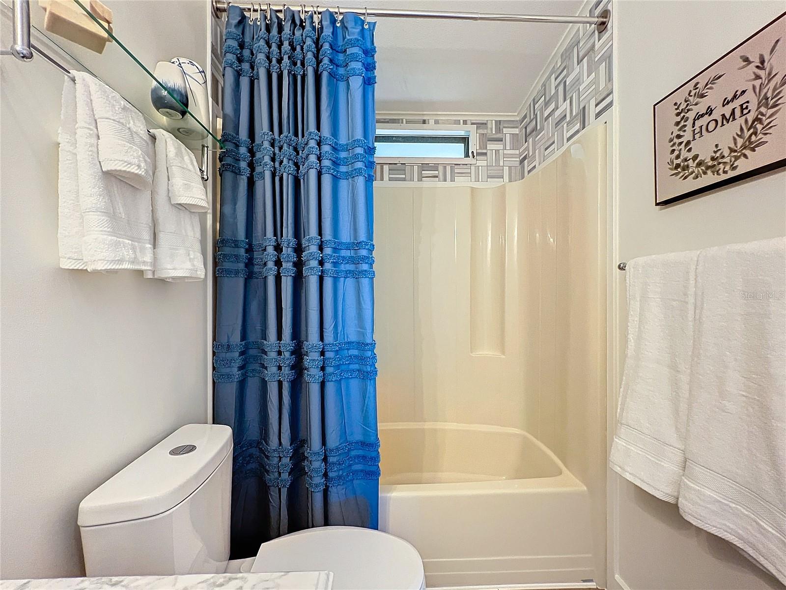 RIDGEWOOD OAKS PH I - Residential