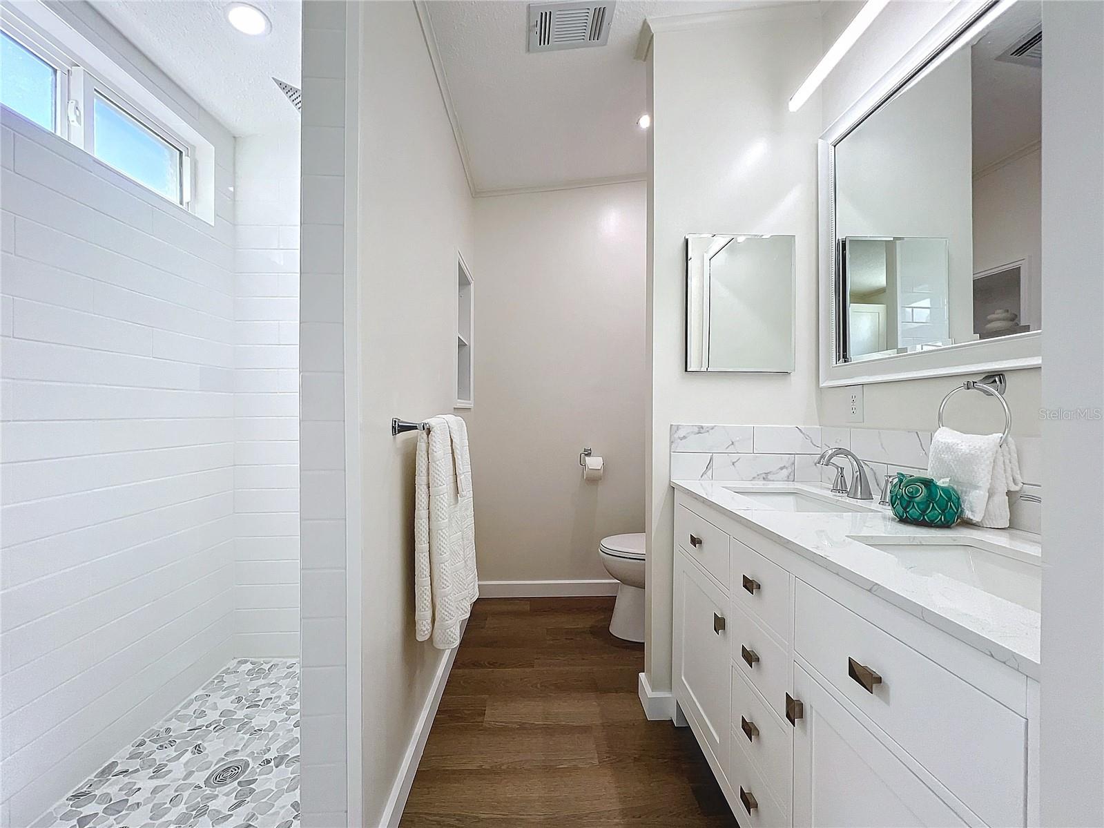 RIDGEWOOD OAKS PH I - Residential