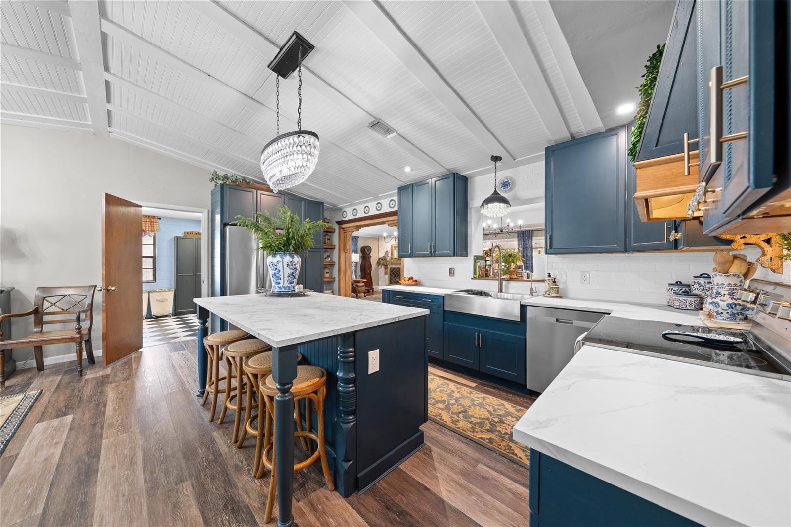 ACREAGE & UNREC - Residential