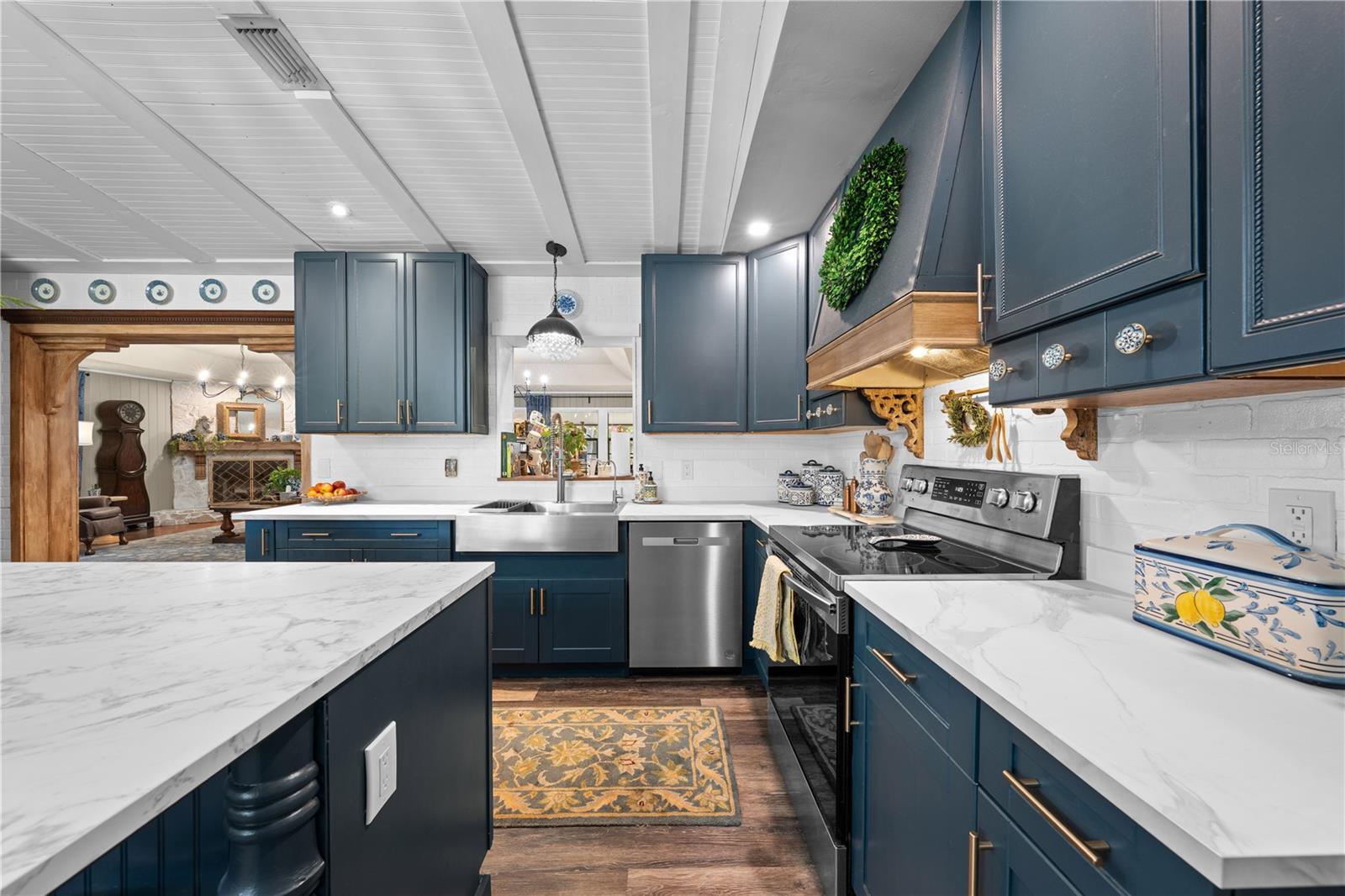 ACREAGE & UNREC - Residential