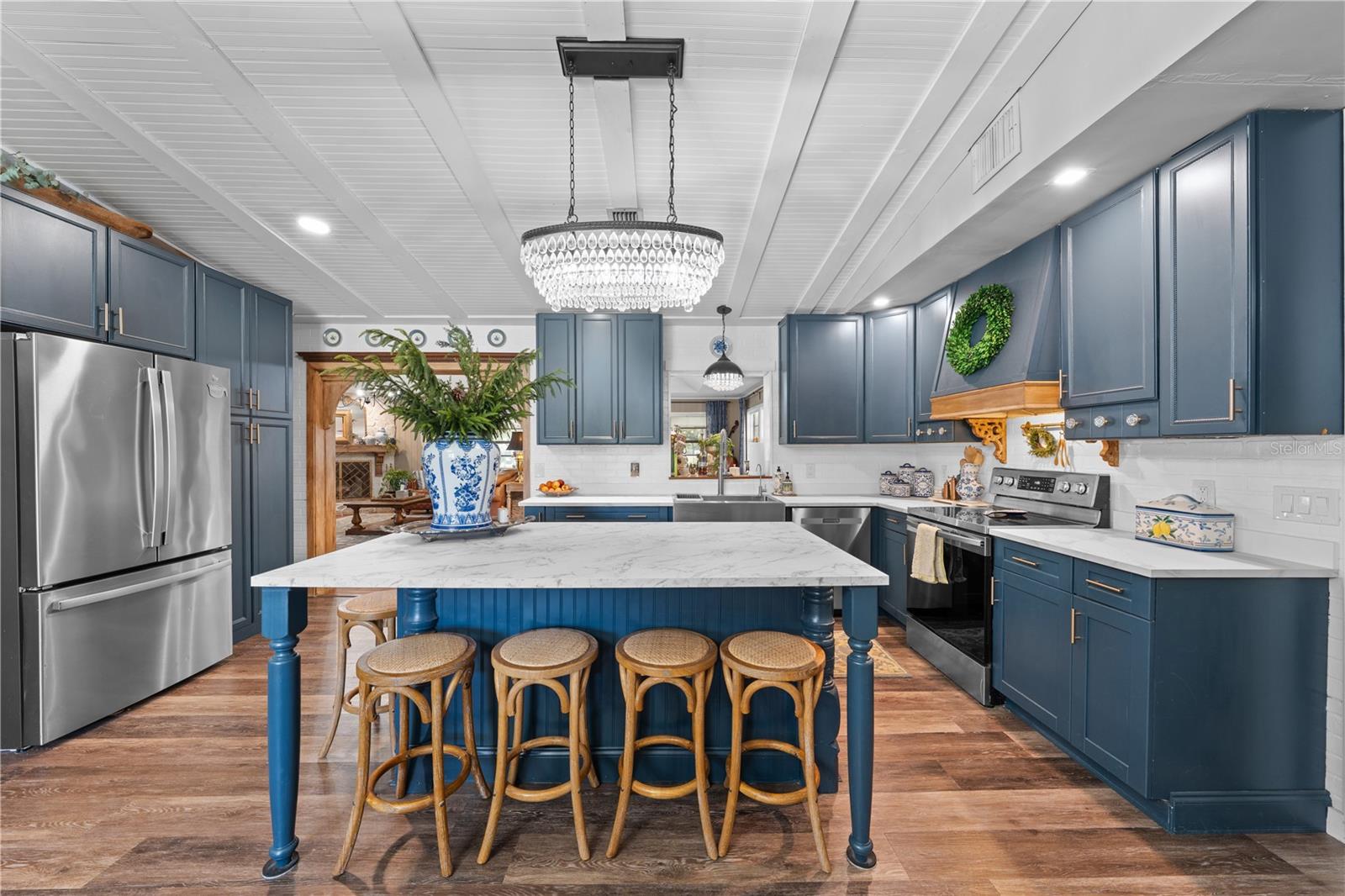 ACREAGE & UNREC - Residential