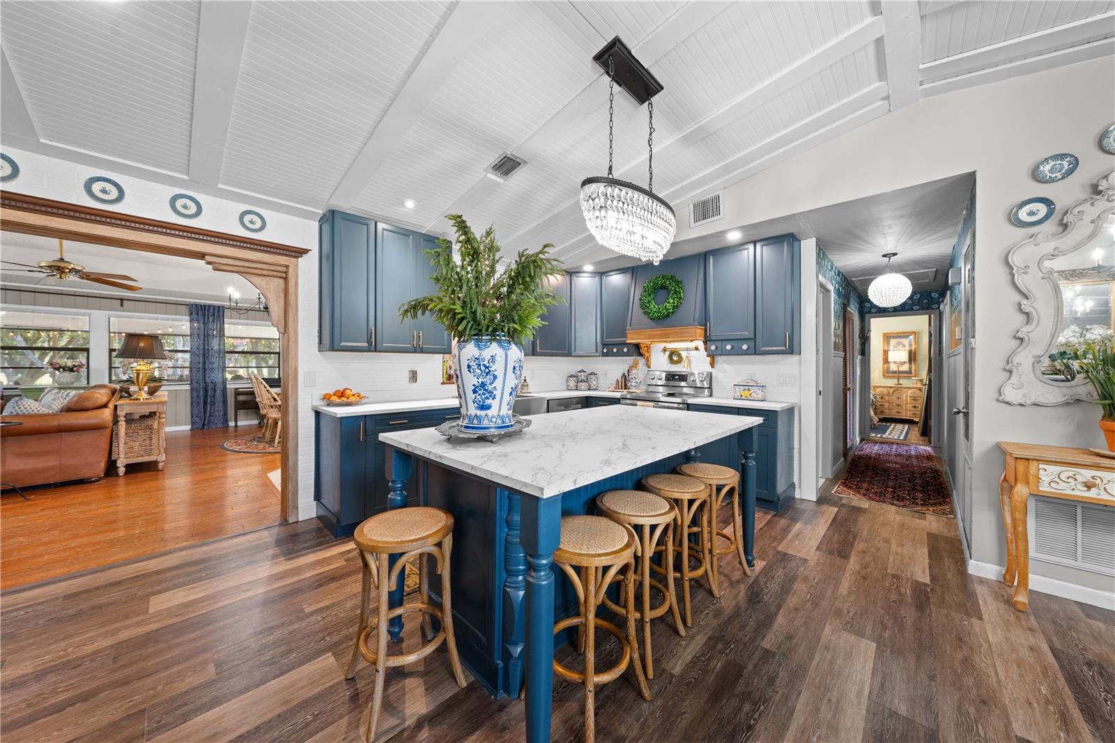 ACREAGE & UNREC - Residential