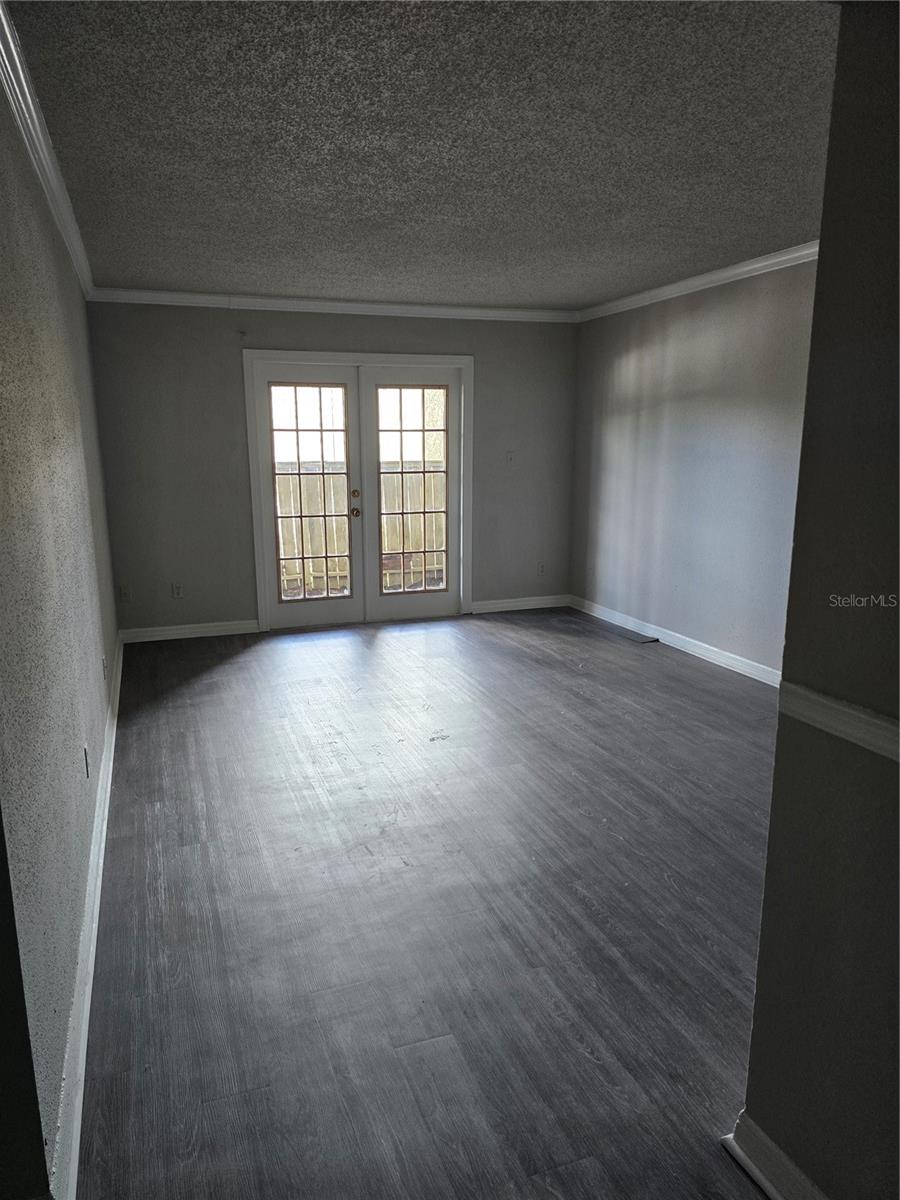 325 WYMORE RD 104
