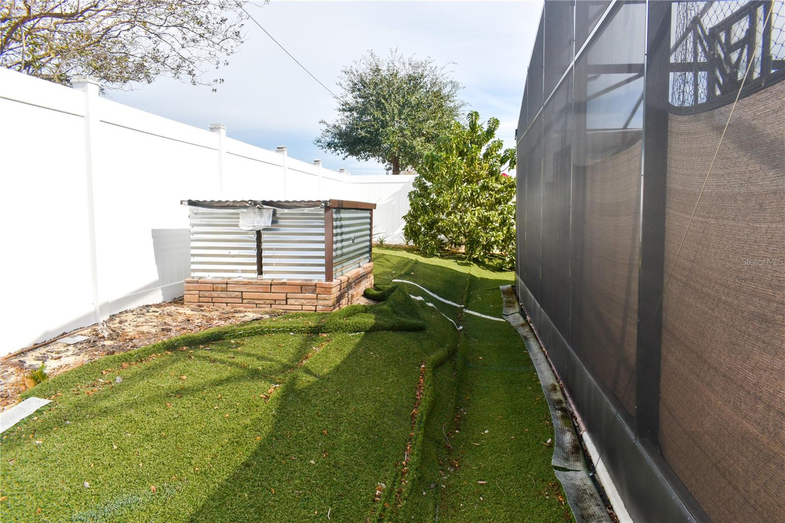 LAKE SMART POINTE - Residential