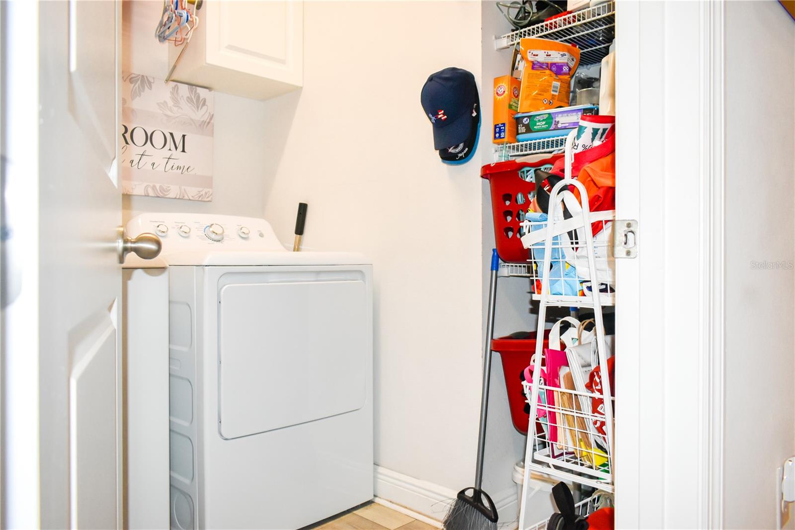 LAKE SMART POINTE - Residential