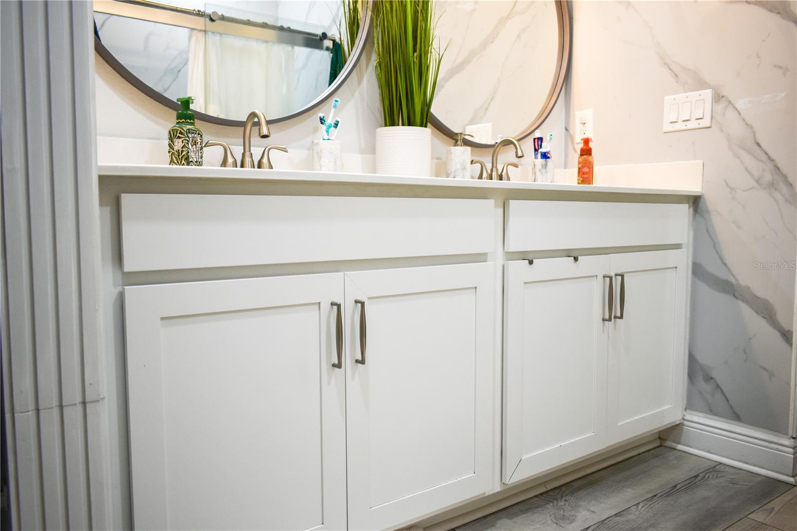 LAKE SMART POINTE - Residential