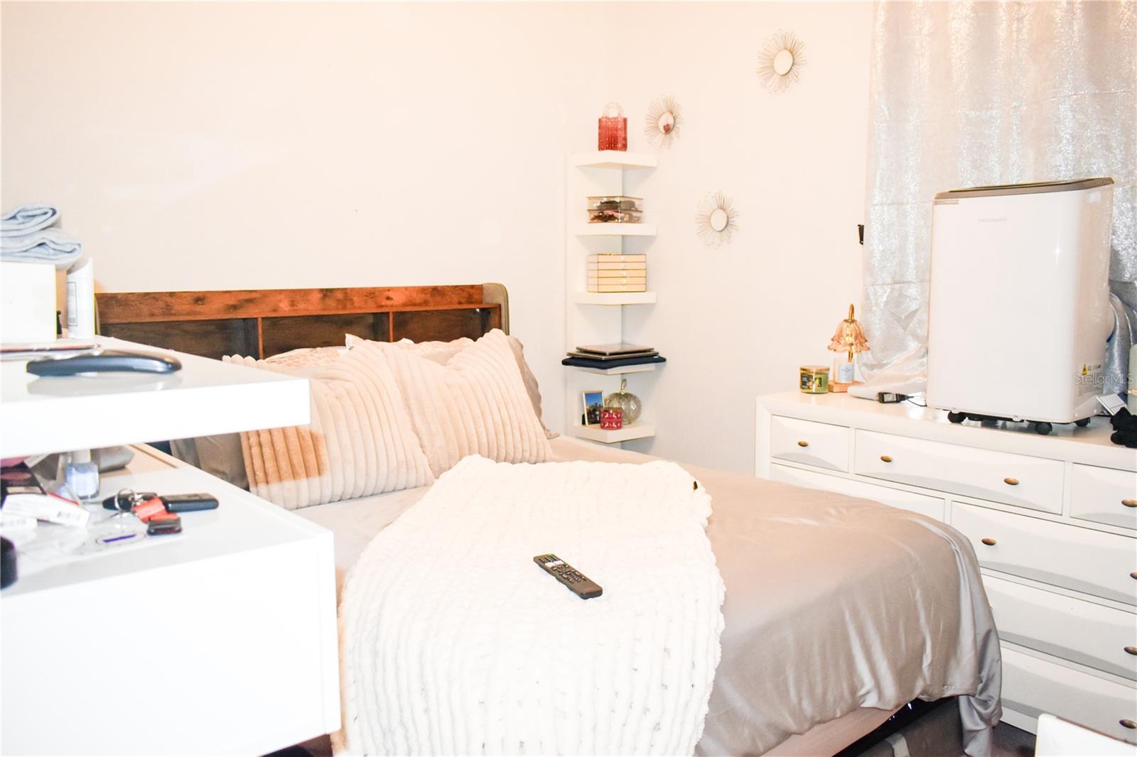 LAKE SMART POINTE - Residential