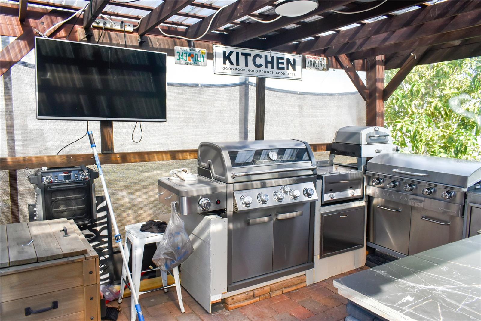 LAKE SMART POINTE - Residential