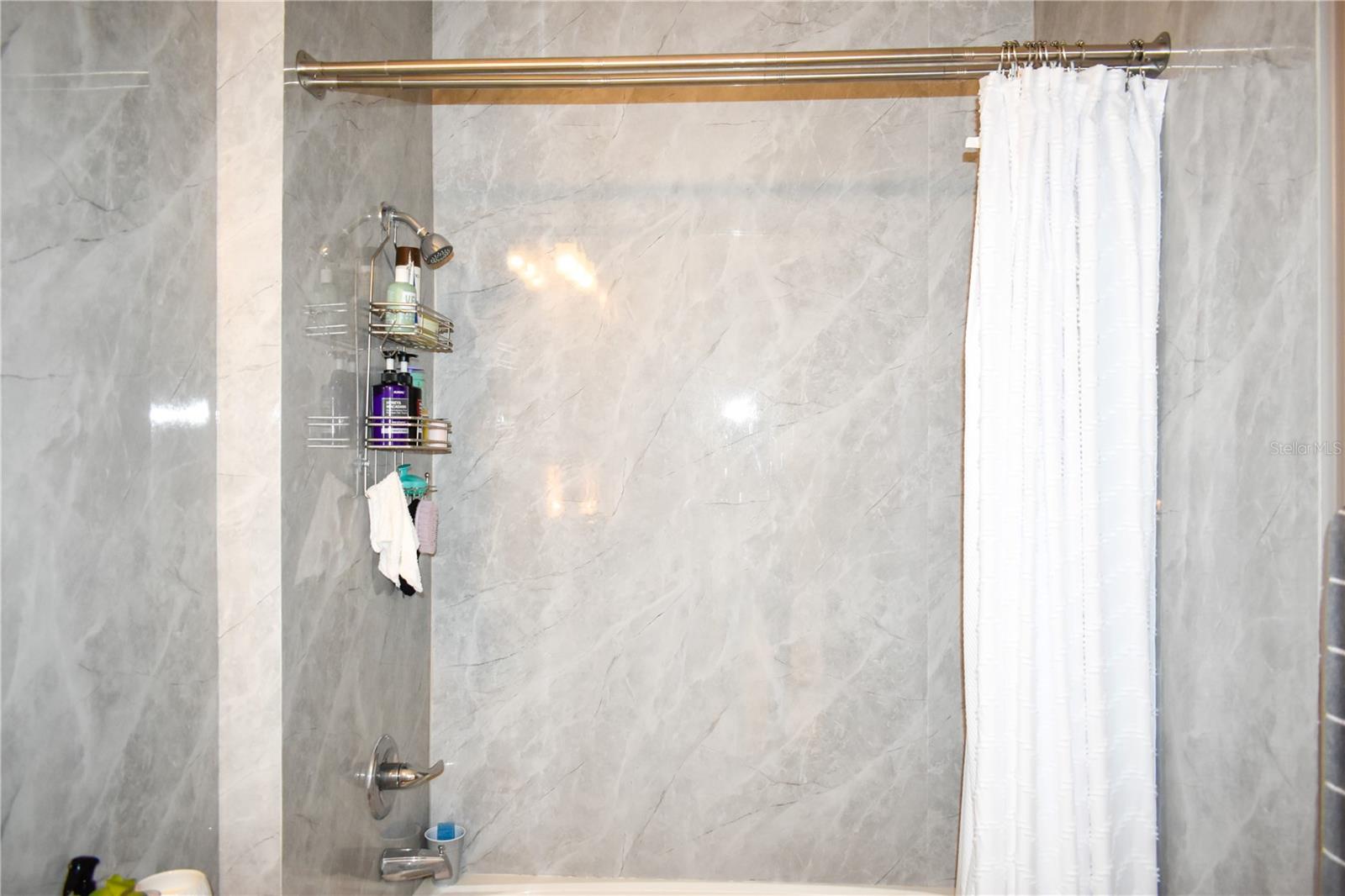 LAKE SMART POINTE - Residential