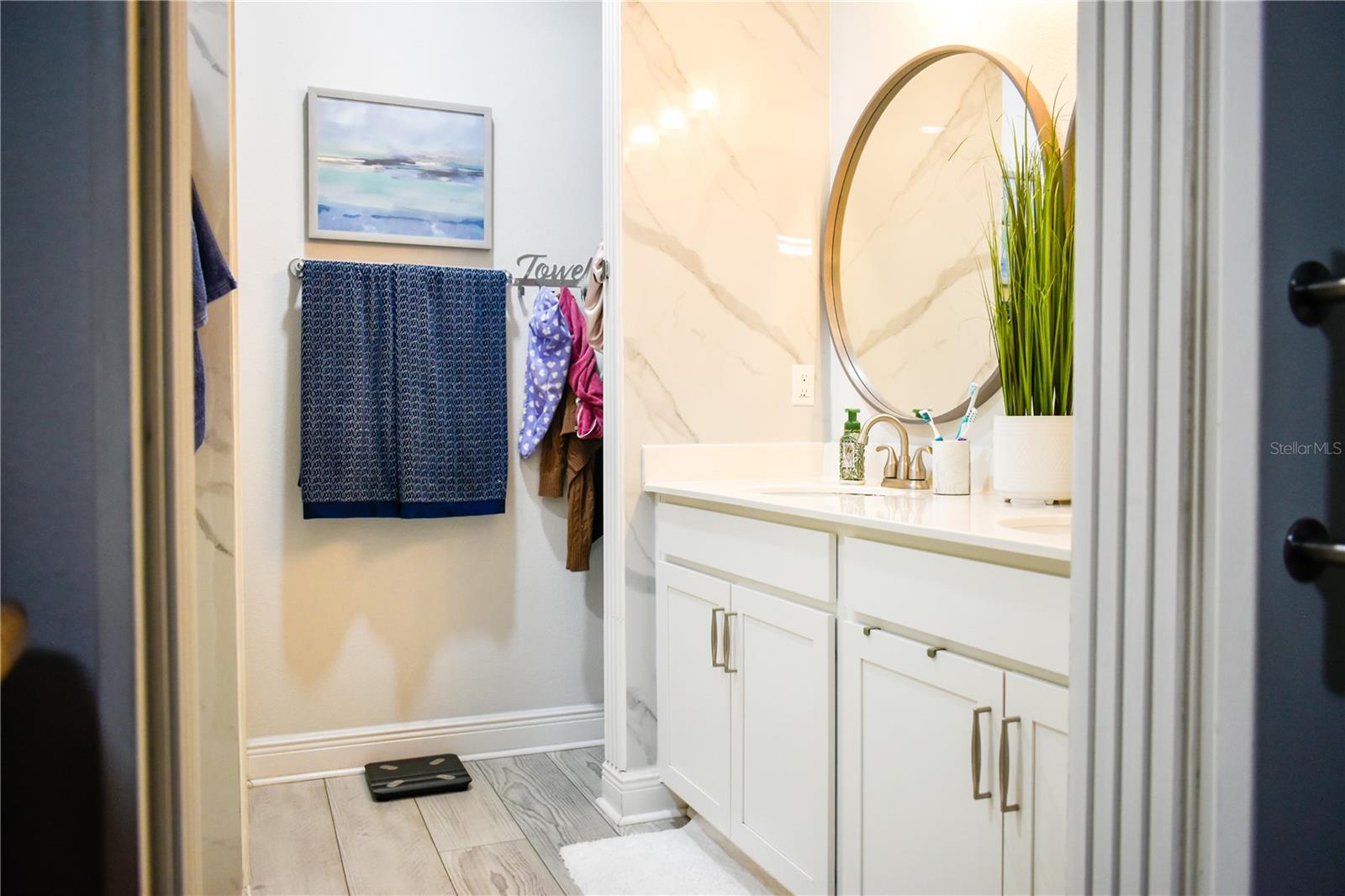 LAKE SMART POINTE - Residential