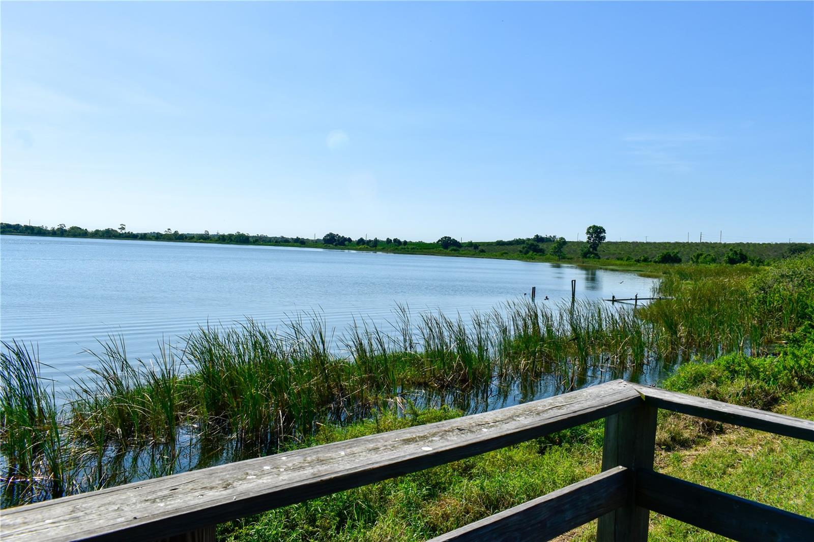 LAKE SMART POINTE - Residential