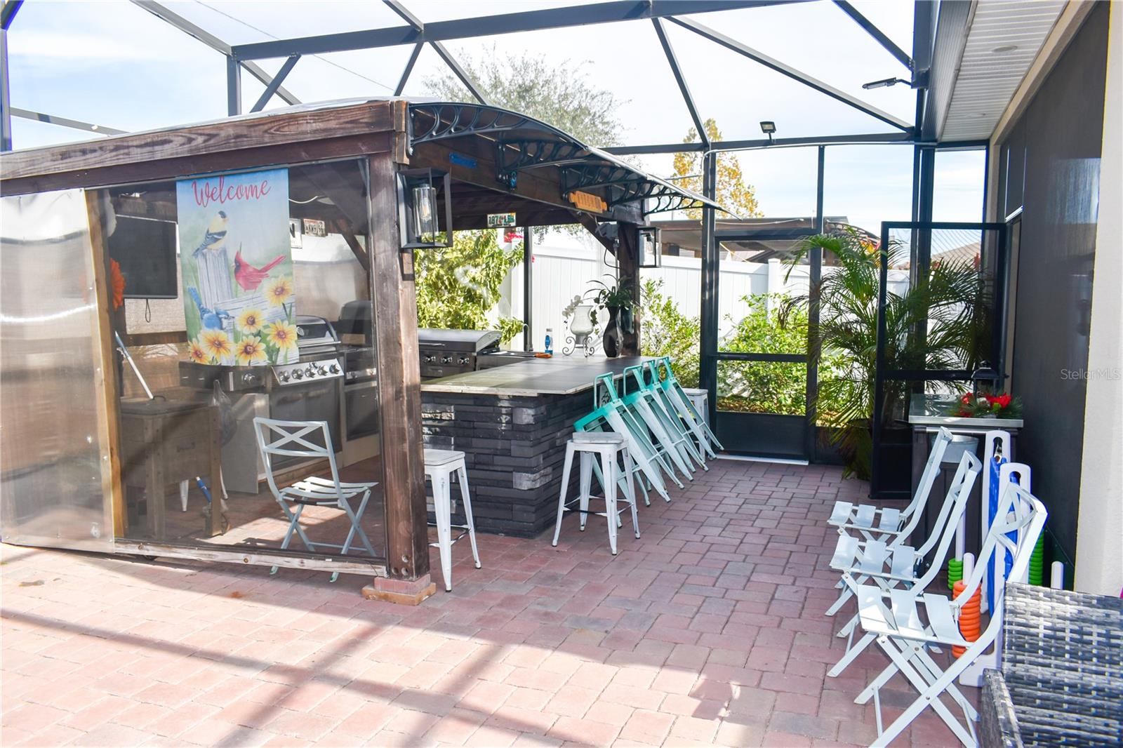 LAKE SMART POINTE - Residential