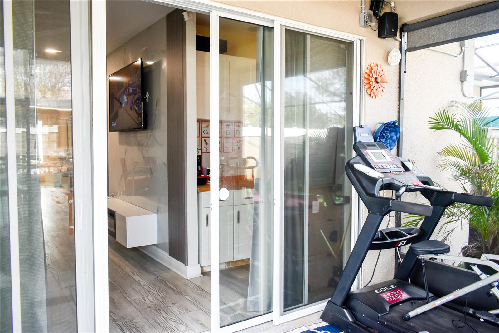 LAKE SMART POINTE - Residential