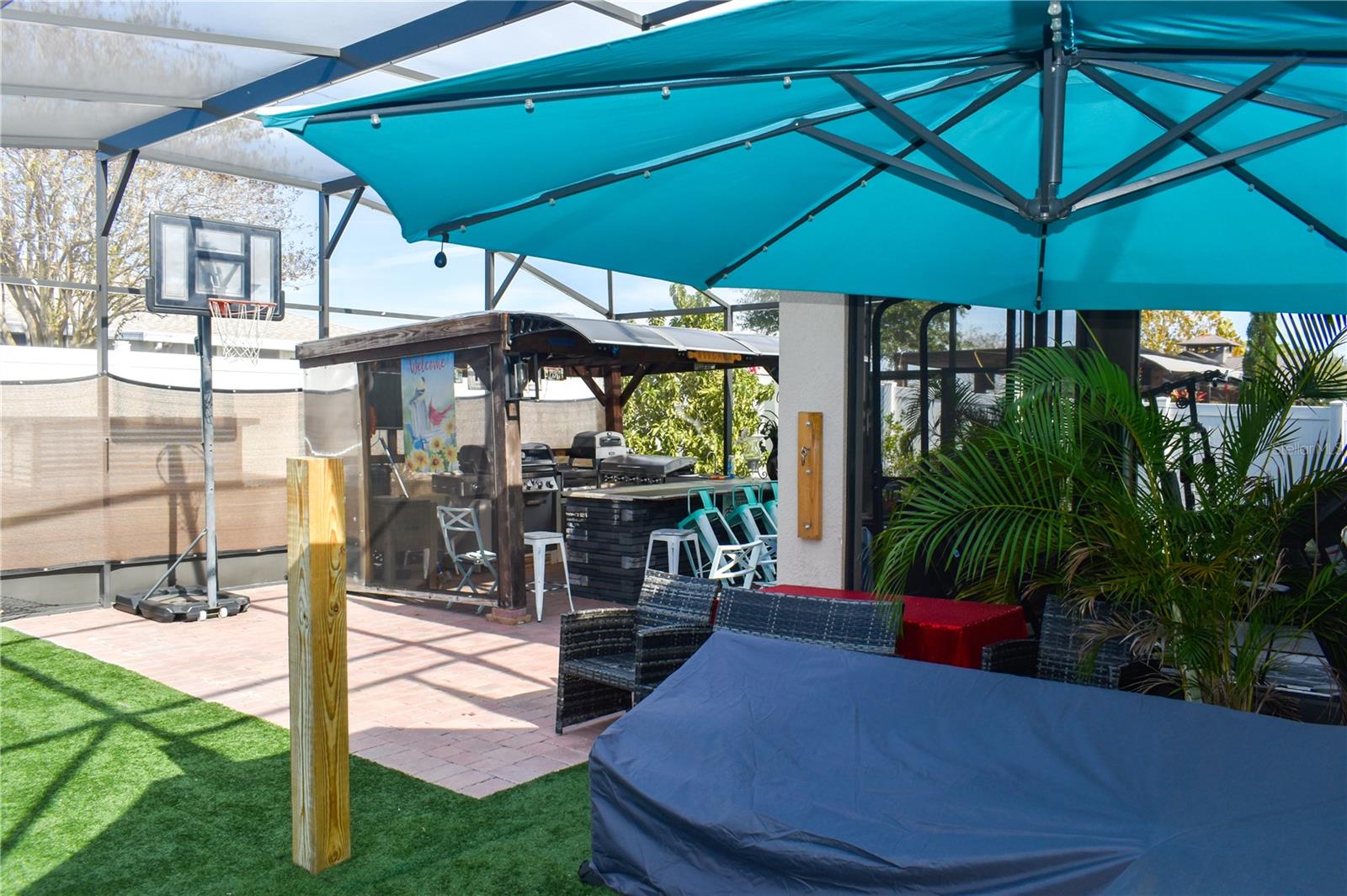 LAKE SMART POINTE - Residential