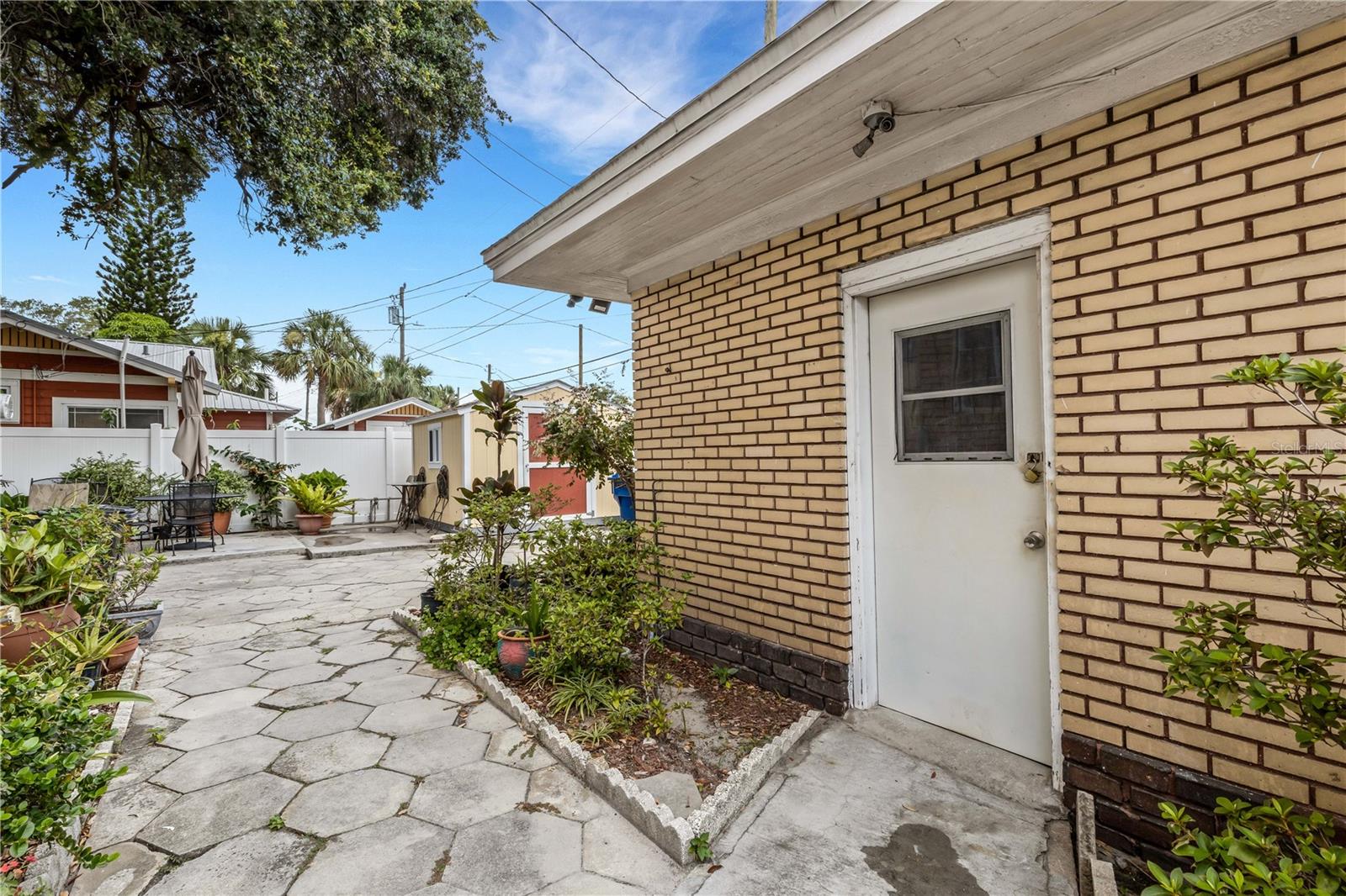 HALLS CENTRAL AVE 1 - Residential