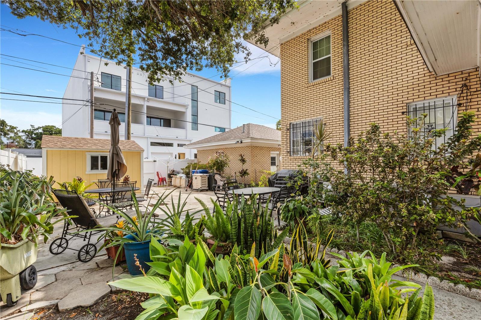 HALLS CENTRAL AVE 1 - Residential