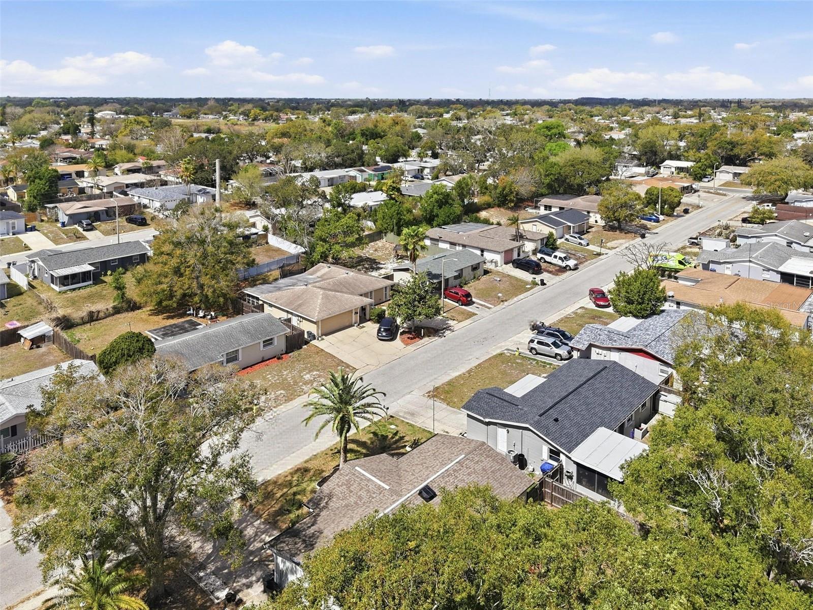 THE LAKES - Residential