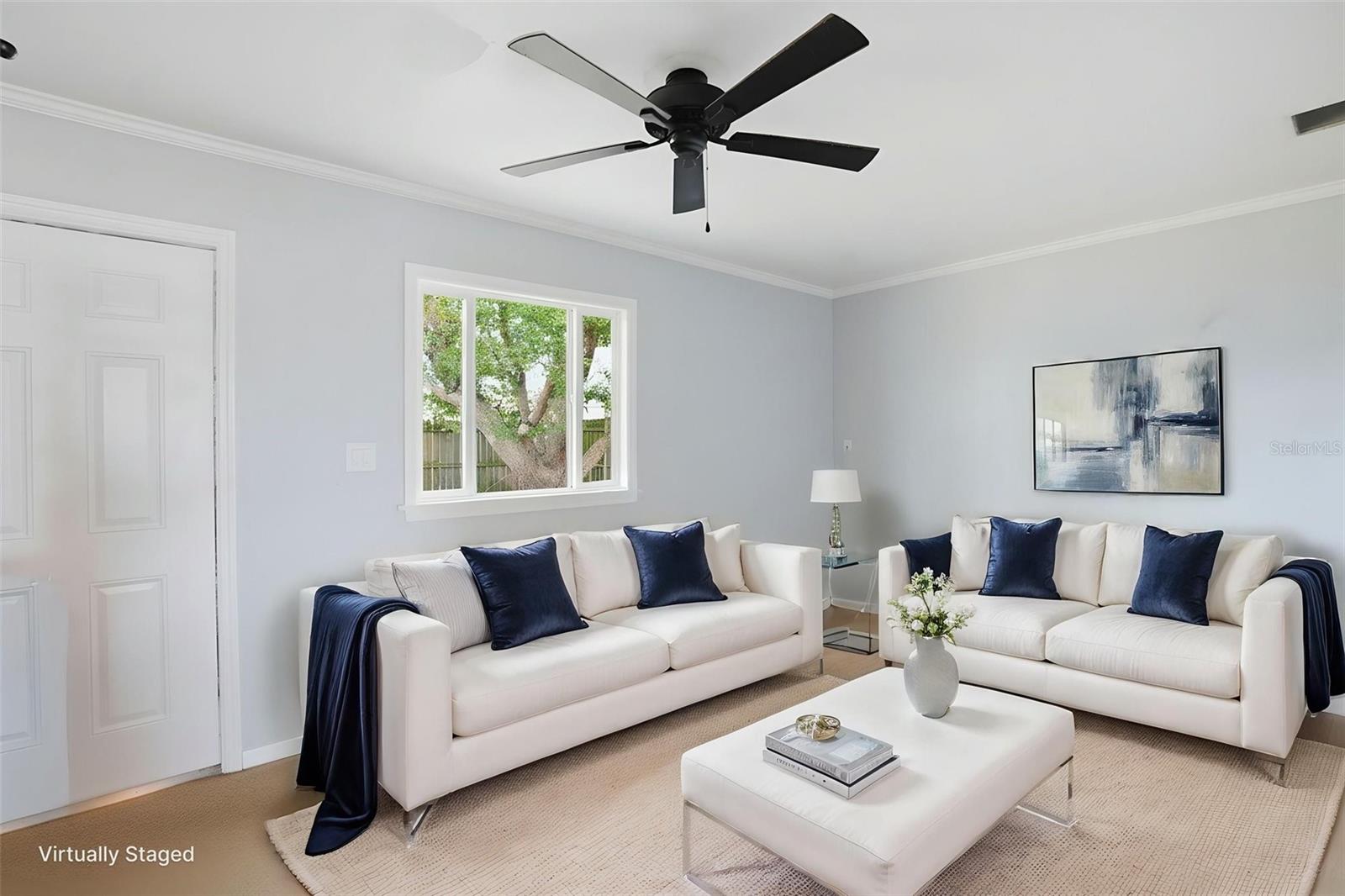 THE LAKES - Residential