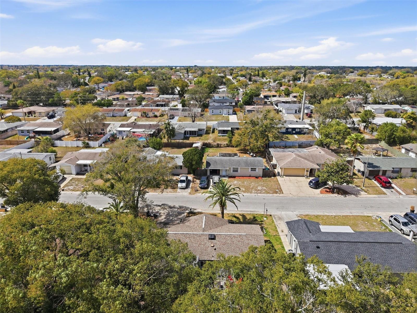 THE LAKES - Residential