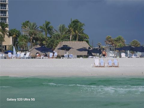 A home in LONGBOAT KEY