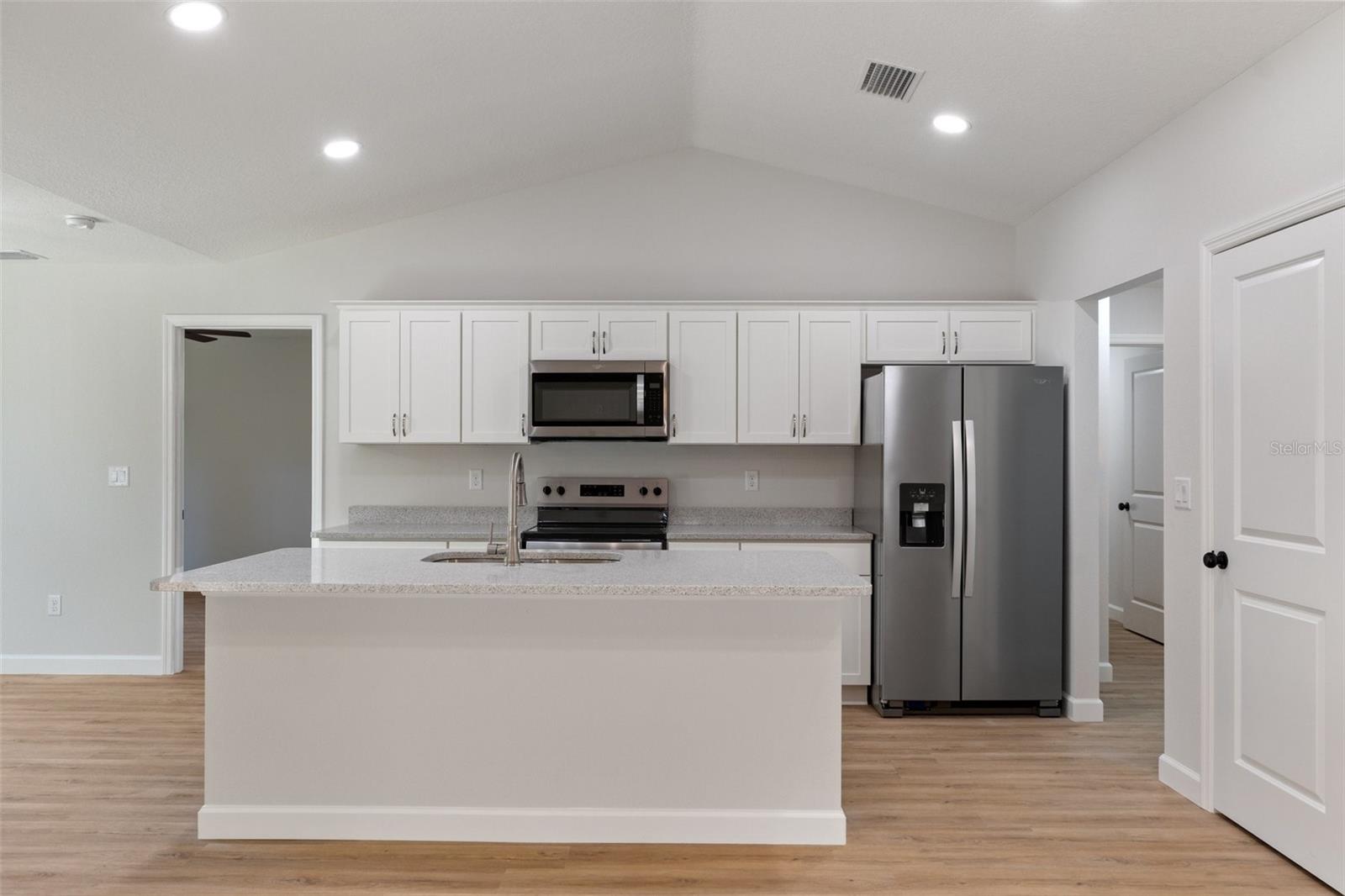 CITRUS SPGS UNIT 09 - Residential