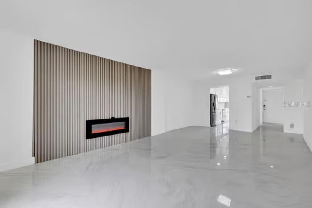 COVE CAY VILLAGE IV - Residential