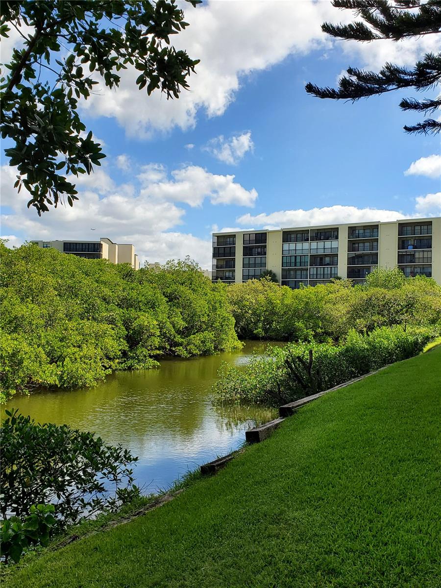 COVE CAY VILLAGE IV - Residential