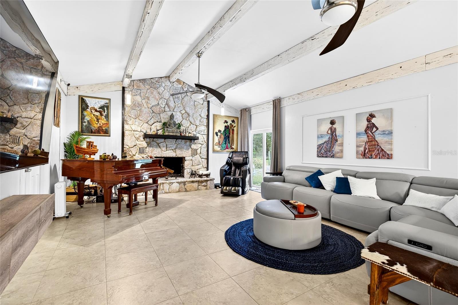 LAUREL FOREST FARMS UNREC - Residential