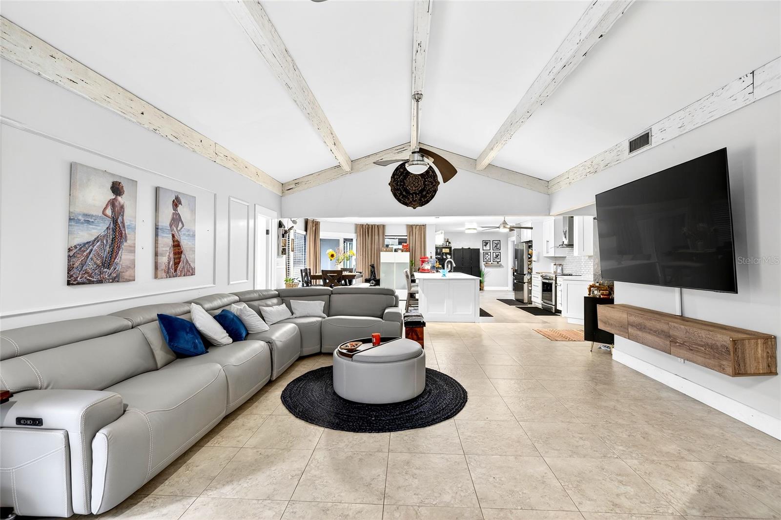 LAUREL FOREST FARMS UNREC - Residential